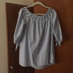 Crown & Ivy off shoulder tunic